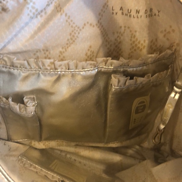 Laundry by Shelli Segal - cream shoulder bag - Picture 5 of 6